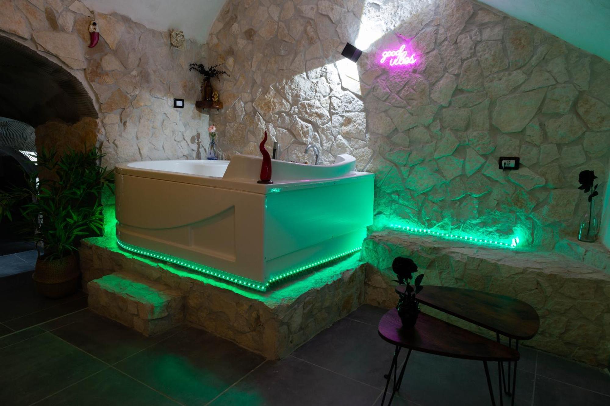 Apartment Centro - Grottino Con Vasca Idromassaggio Naples